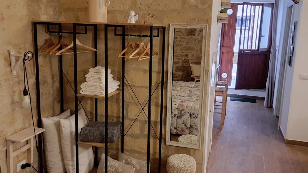 Bed and Breakfast Loft Albicocca Bari Exterior foto